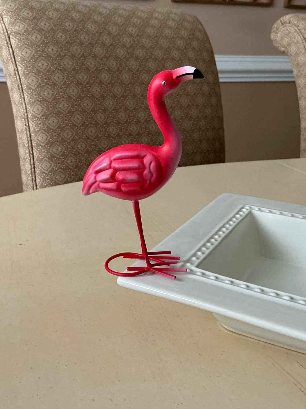 Large Pink Flamingo Platter Decoration 🦩